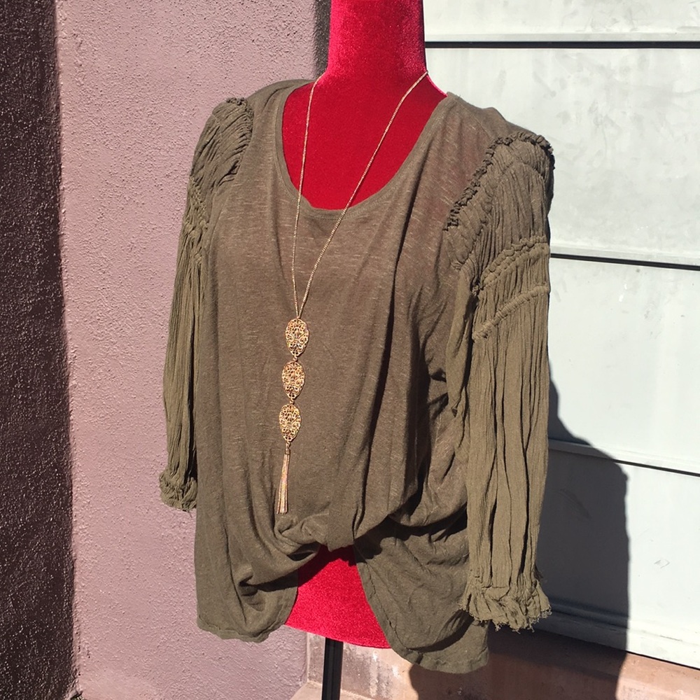 FP Light sweater shirt 3/4 detailed sleeve